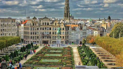 哪个月份去比利时旅游好？需要注意什么？